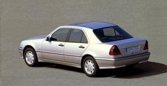 2010款 C200K 1.8L 自动 标准型