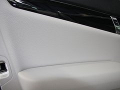 2010款 C200K 1.8L 自动 标准型