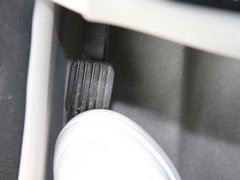 2010款 C200K 1.8L 自动 标准型