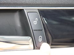 2010款 C200K 1.8L 自动 标准型