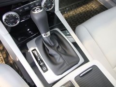 2010款 C200K 1.8L 自动 标准型
