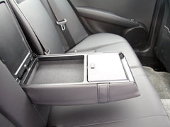 2010款 C200K 1.8L 自动 标准型