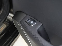 2010款 C200K 1.8L 自动 标准型