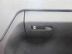2010款 C200K 1.8L 自动 标准型