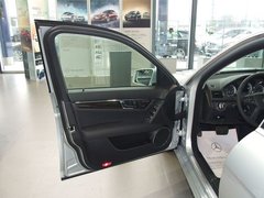 2010款 C200K 1.8L 自动 标准型