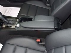 2010款 C200K 1.8L 自动 标准型
