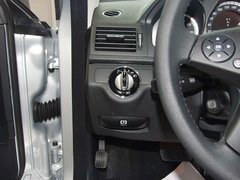 2010款 C200K 1.8L 自动 标准型