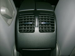 2010款 C200K 1.8L 自动 标准型