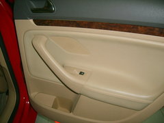2007款 1.8T 自动 舒适型(丝绒)