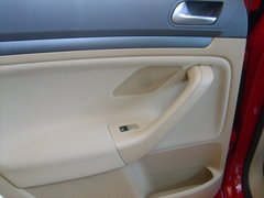 2007款 1.8T 自动 舒适型(丝绒)