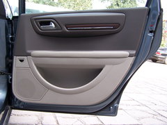 2008款 2.0L 自动 精英型