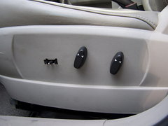 2008款 2.0L 自动 精英型