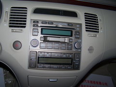 2009款 3.3L 自动 豪华型