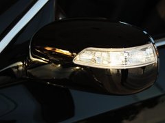 2009款 3.3L 自动 豪华型