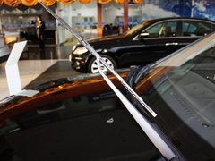 2009款 3.3L 自动 豪华型