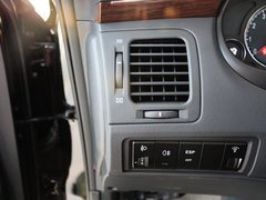 2009款 3.3L 自动 豪华型