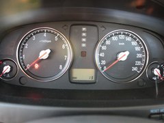 2009款 3.3L 自动 豪华型