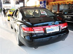 2009款 3.3L 自动 豪华型