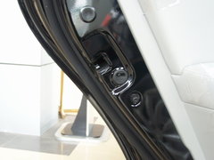 2009款 3.3L 自动 豪华型