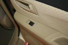 2006款 2.0 自动 标准型