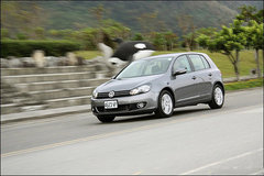 2006款 1.6 自动 2V 舒适型