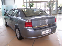 2006款 2.2L 自動 豪華型