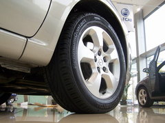2010款 1.8L 自动 7座