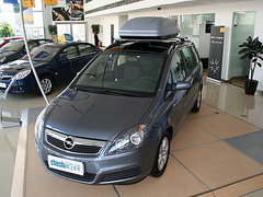 2010款 1.8L 自动 7座