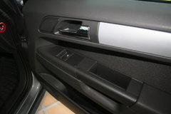 2010款 1.8L 自动 7座