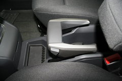 2010款 1.8L 自动 7座