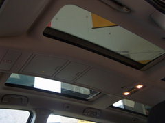 2010款 1.8L 自动 7座