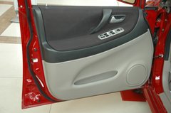 2008款 两厢DLX 1.6 自动 豪华型