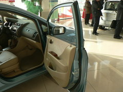 2006款 1.5L 自动 标准版