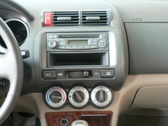 2006款 1.5L 自动 标准版