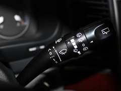2006款 2.7L 自动 豪华型