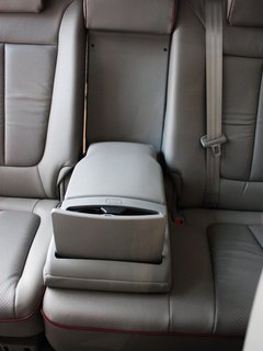 2006款 2.7L 自动 豪华型