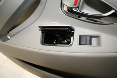 2006款 240G 2.4L AT 