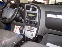 2006款 三厢 1.5 MT 舒适型