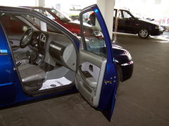 2006款 三厢 1.5 MT 舒适型