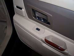 2006款 3.6L 自动 四驱豪华型