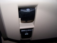 2006款 3.6L 自动 四驱豪华型