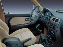 2006款 F1 2.2L 手动 四驱 豪华型