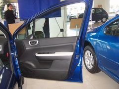 2007款 三廂 2.0L 自動 尊貴版