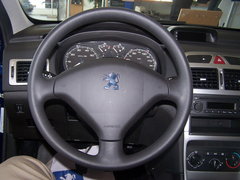 2007款 三厢 2.0L 自动 尊贵版