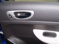 2007款 三廂 2.0L 自動 尊貴版