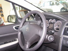 2007款 三厢 2.0L 自动 尊贵版