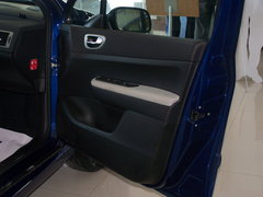 2007款 三廂 2.0L 自動 尊貴版