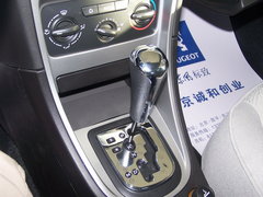 2007款 三厢 2.0L 自动 尊贵版