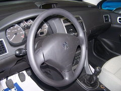 2007款 三厢 2.0L 自动 尊贵版