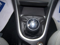 2007款 三厢 2.0L 自动 尊贵版